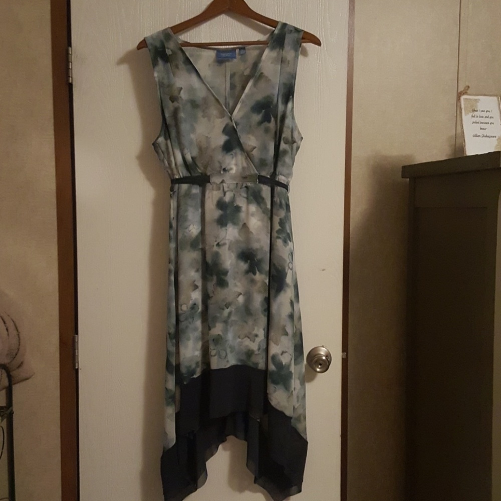 Simply Vera by Vera Wang dress